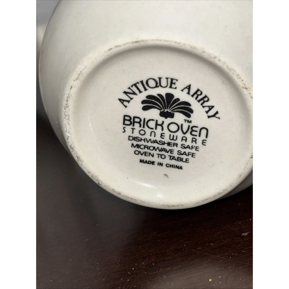 Vintage Diamond Stoneware Cups Flowers 2‎ Pc